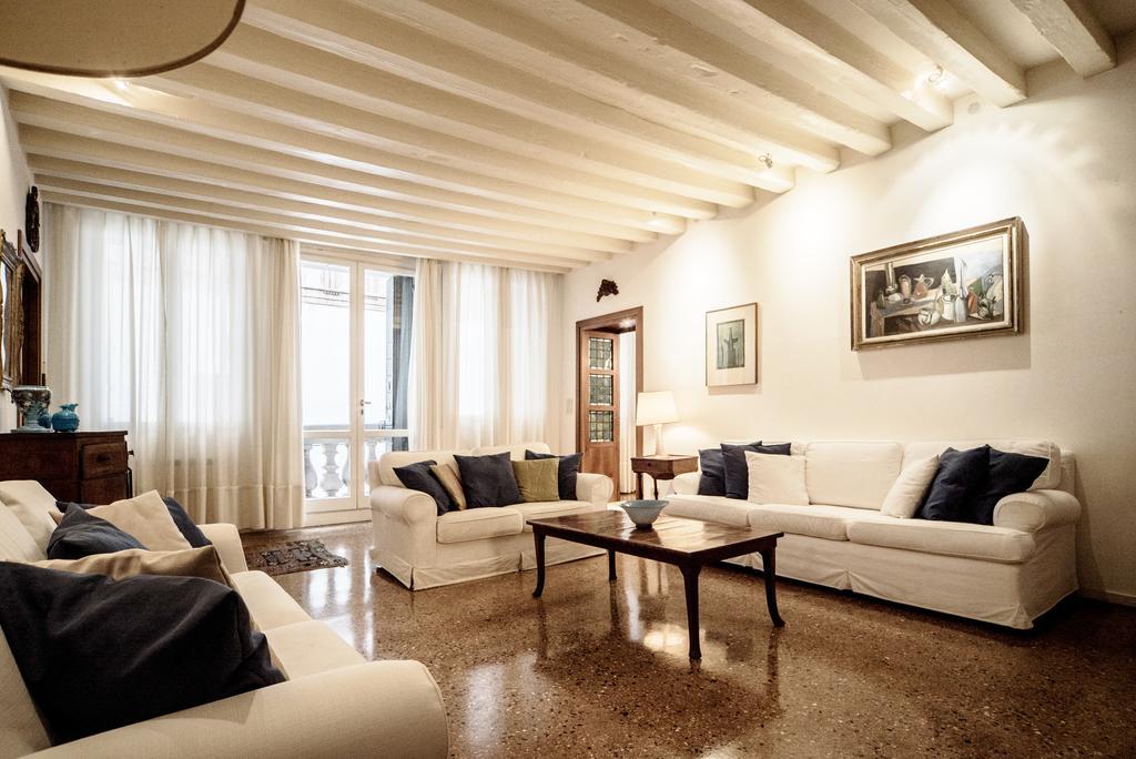 Accademia Terrazza Apartment Venice Exterior photo