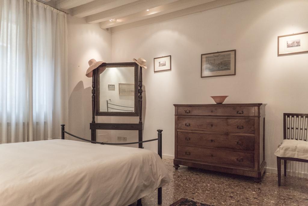 Accademia Terrazza Apartment Venice Exterior photo