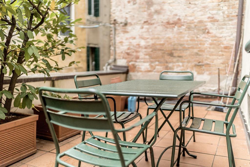 Accademia Terrazza Apartment Venice Exterior photo