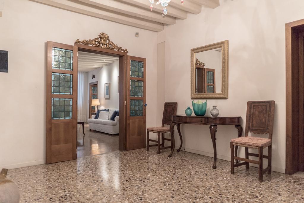 Accademia Terrazza Apartment Venice Exterior photo