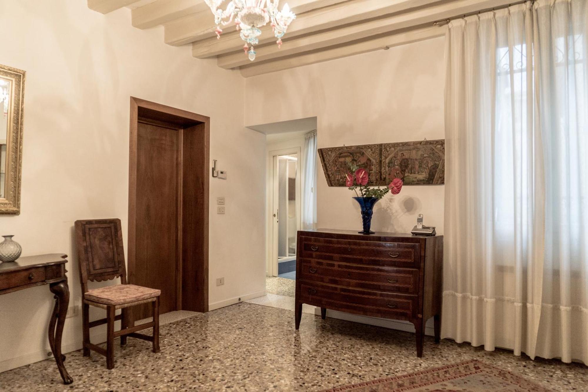 Accademia Terrazza Apartment Venice Exterior photo